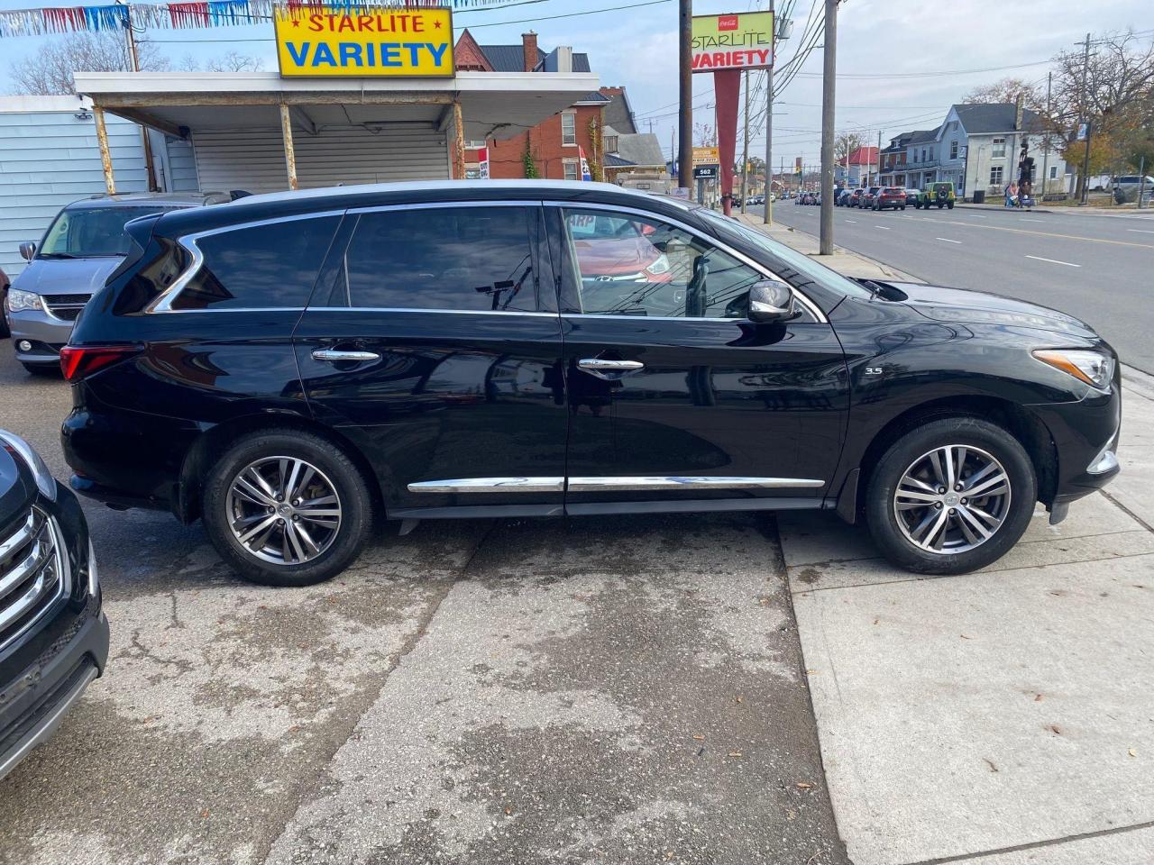 2019 Infiniti QX60 PURE AWD - Photo #7