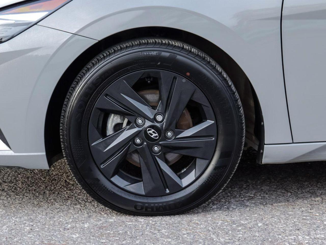 2022 Hyundai Elantra HybridUltimateNavigationRemoteStarterHeatedSeats Photo