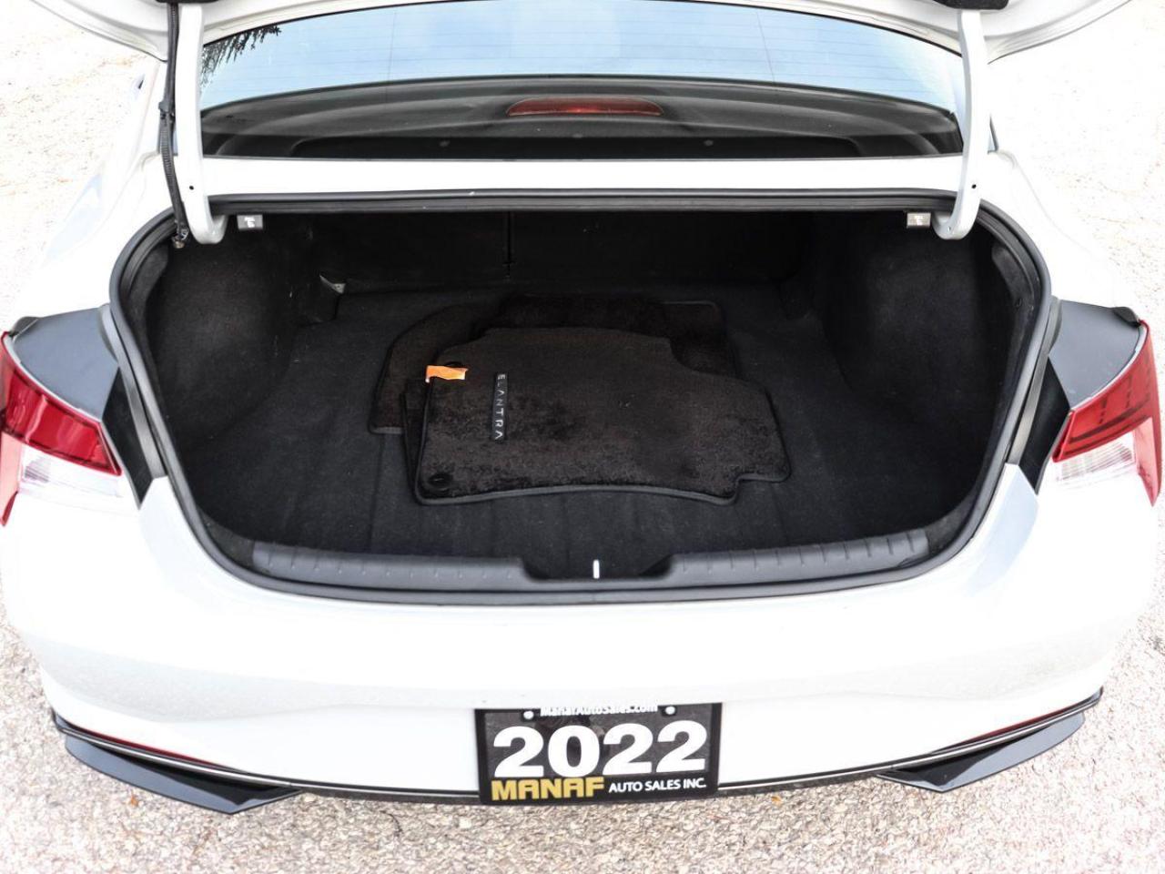 2022 Hyundai Elantra HybridUltimateNavigationRemoteStarterHeatedSeats Photo
