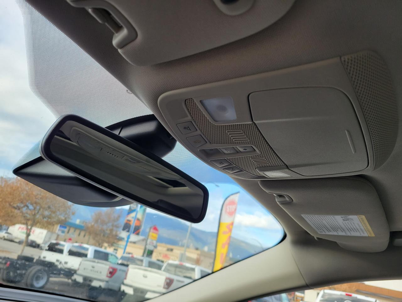2019 Ford Fusion Hybrid Titanium Photo5