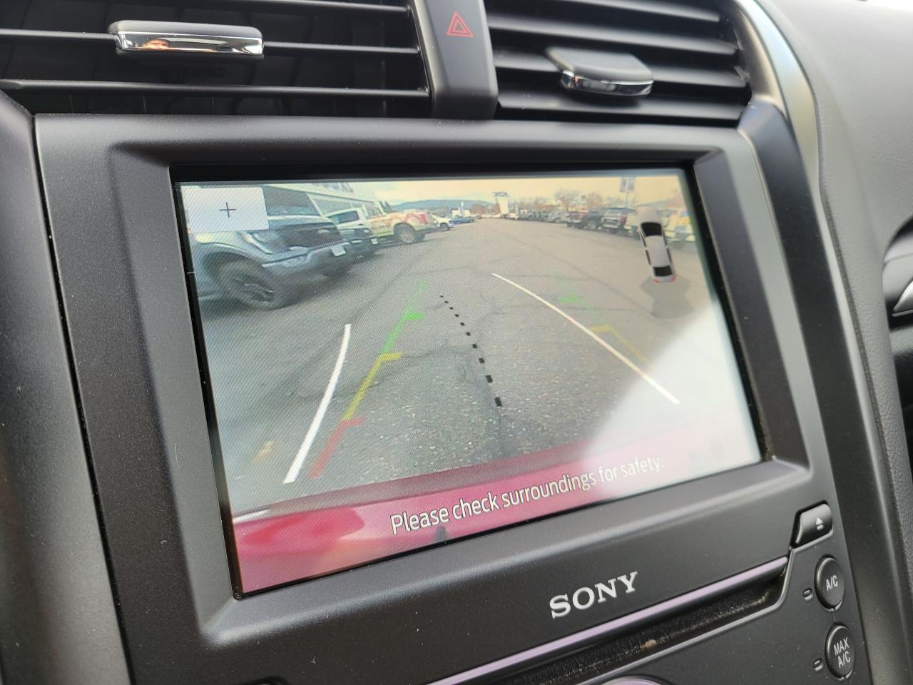 2019 Ford Fusion Hybrid Titanium Photo5