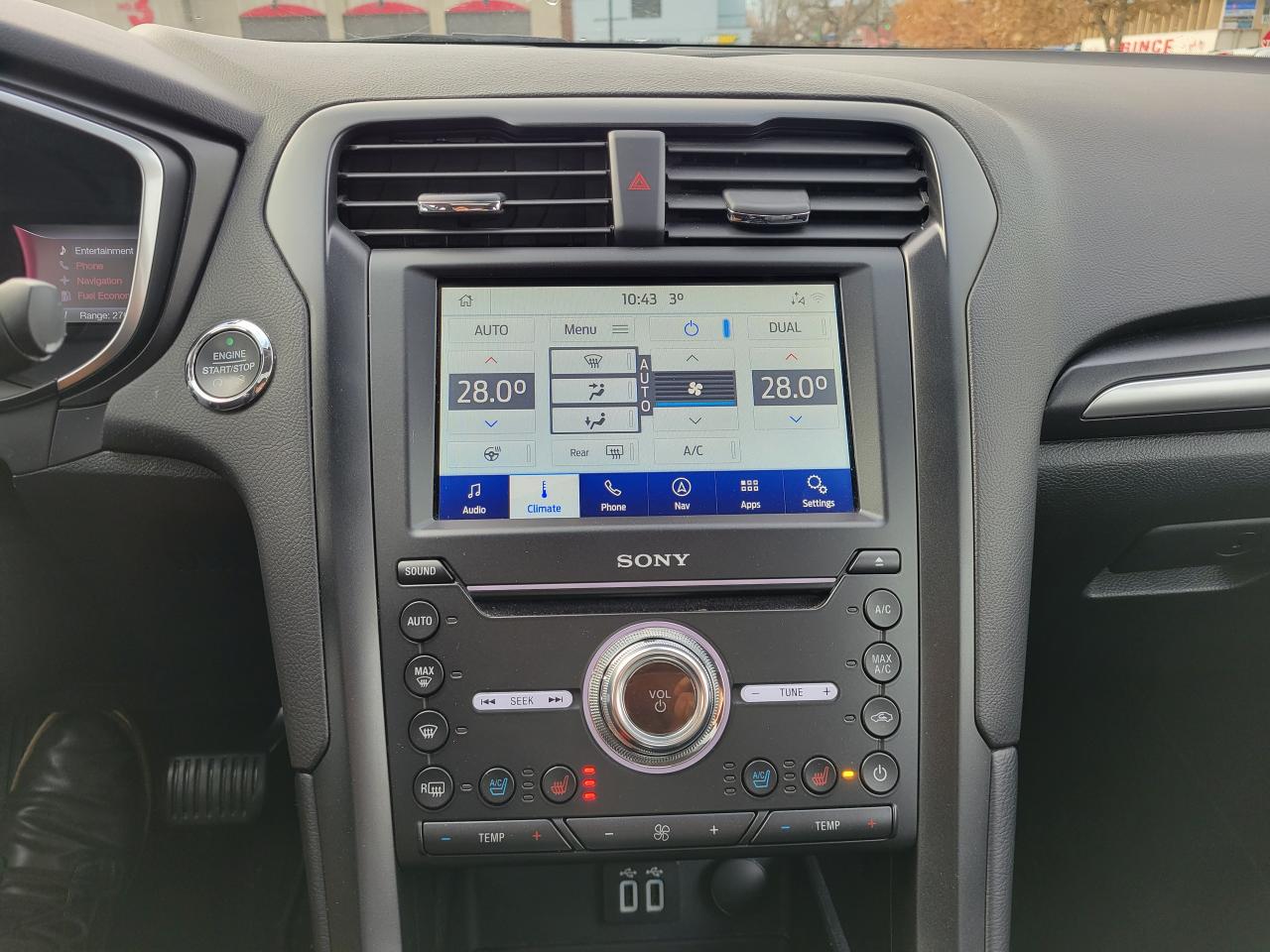 2019 Ford Fusion Hybrid Titanium Photo5
