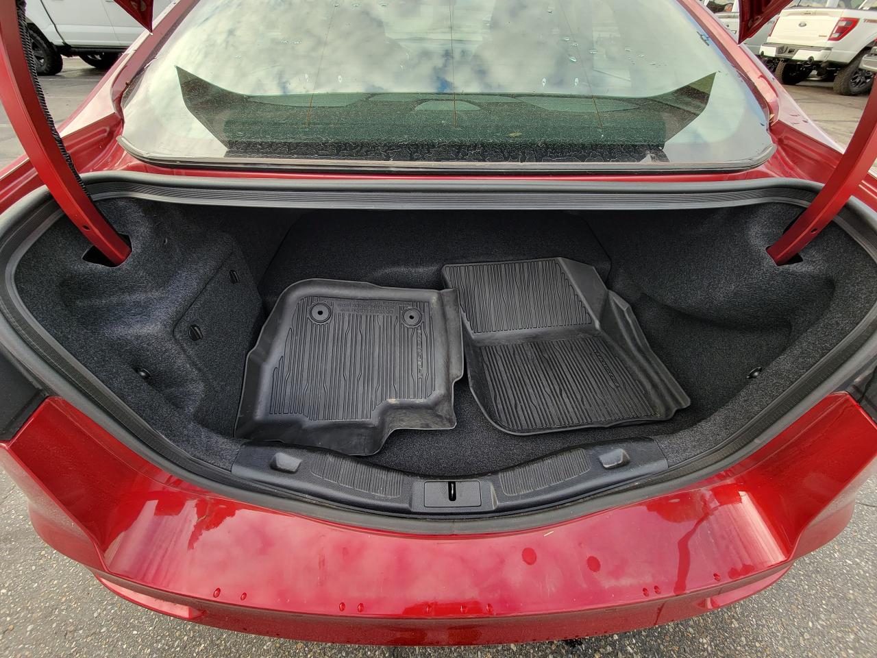 2019 Ford Fusion Hybrid Titanium Photo5