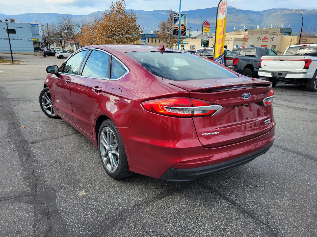 2019 Ford Fusion Hybrid Titanium Photo4