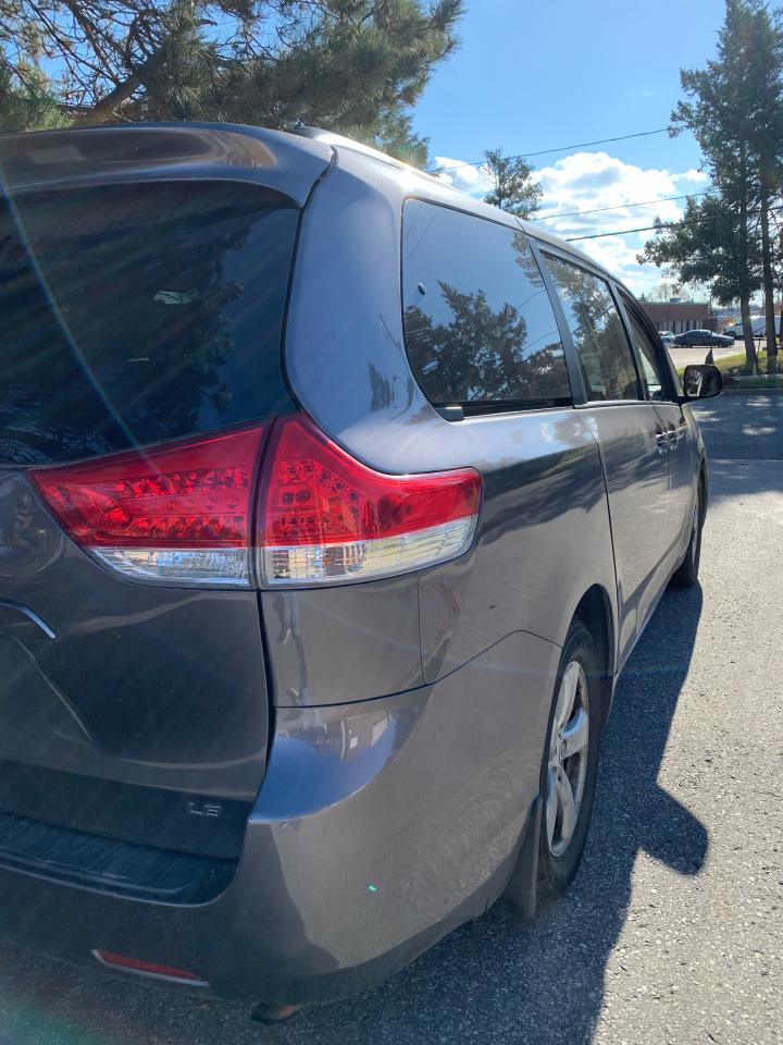 2011 Toyota Sienna LE-8 passenger - Photo #9