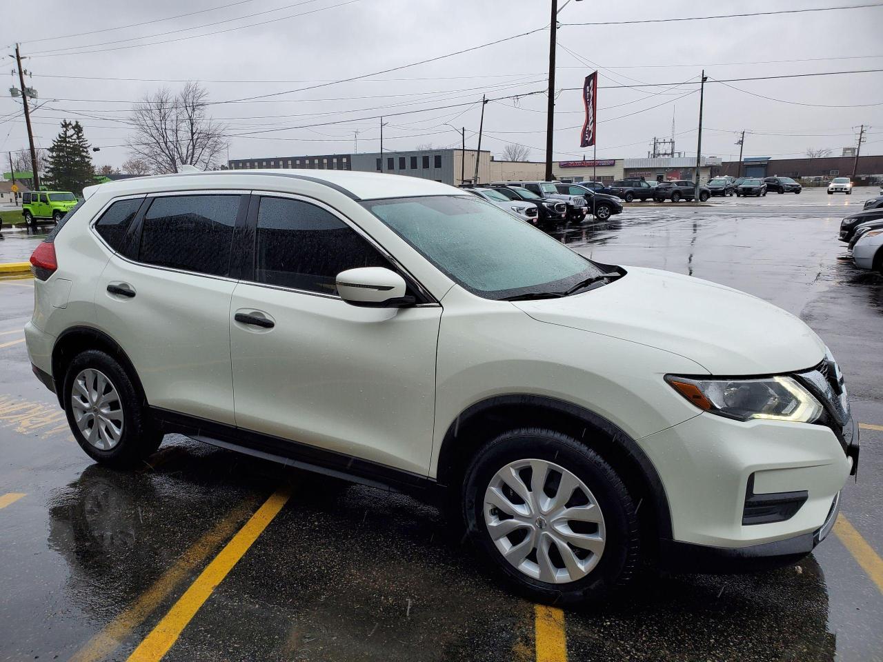 2017 Nissan Rogue S-REAR CAMERA-HEATED SEATS-BLUETOOTH - Photo #7