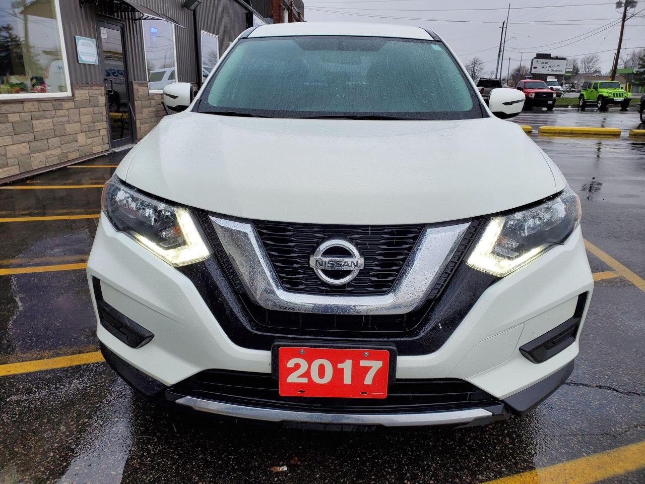 2017 Nissan Rogue S-REAR CAMERA-HEATED SEATS-BLUETOOTH - Photo #8