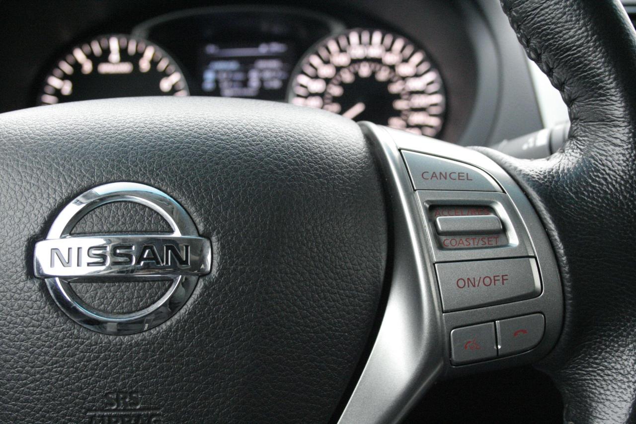2015 Nissan Altima 4dr-SV-MOONROOF/PRISTINE CAR-PRICED-QUICK SALE! - Photo #23