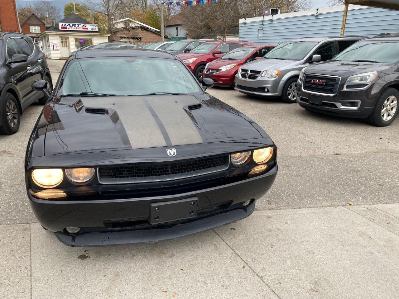 2012 Dodge Challenger SXT 2dr Cpe - Photo #5