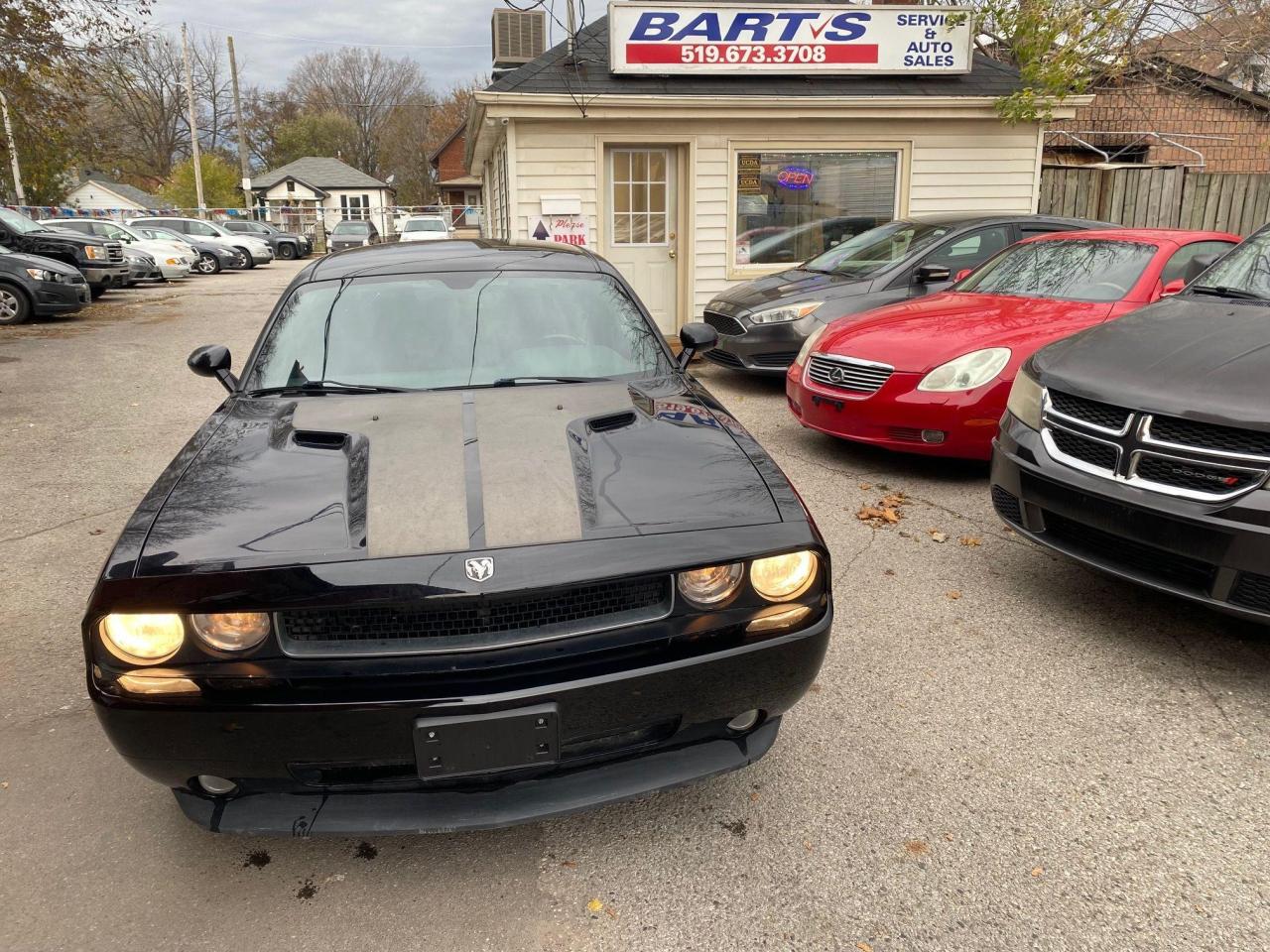 2012 Dodge Challenger SXT 2dr Cpe - Photo #17