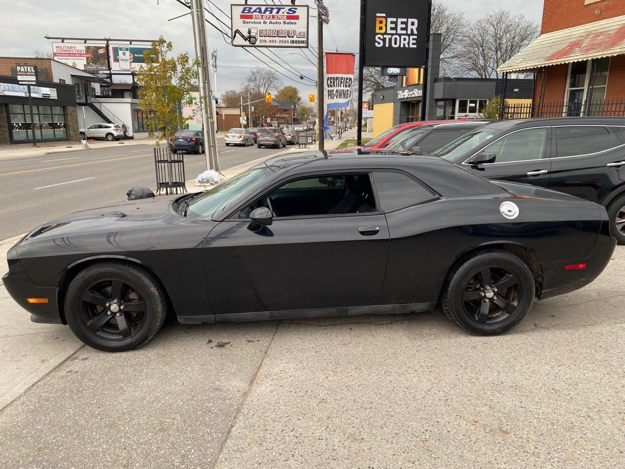 2012 Dodge Challenger SXT 2dr Cpe - Photo #18