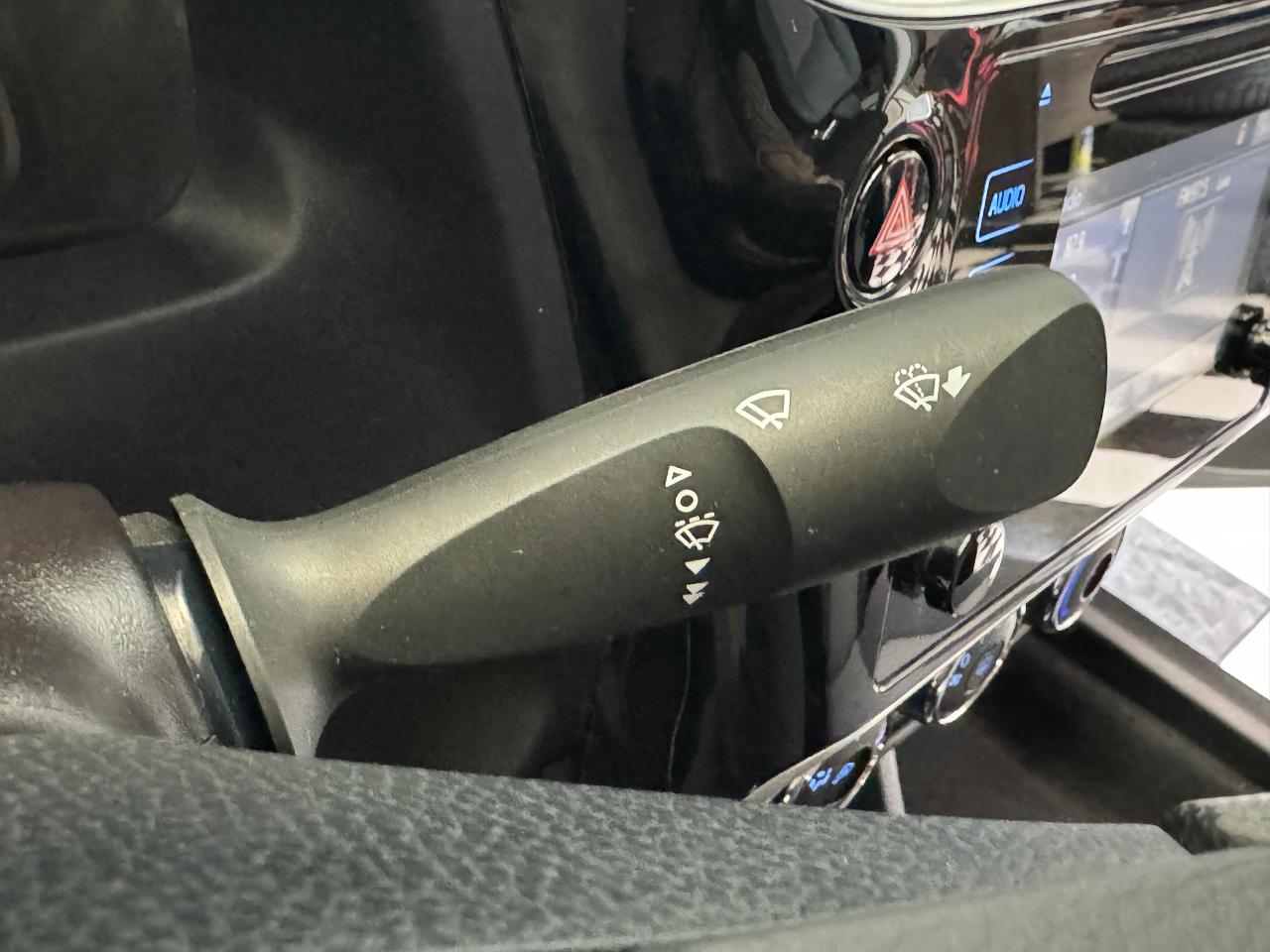 2019 Toyota Corolla CE+New Tires+Camera+Clean Carfax - Photo #44