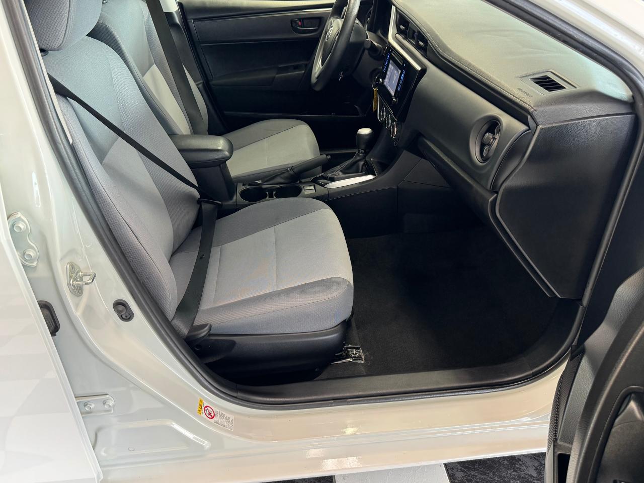 2019 Toyota Corolla CE+New Tires+Camera+Clean Carfax Photo83
