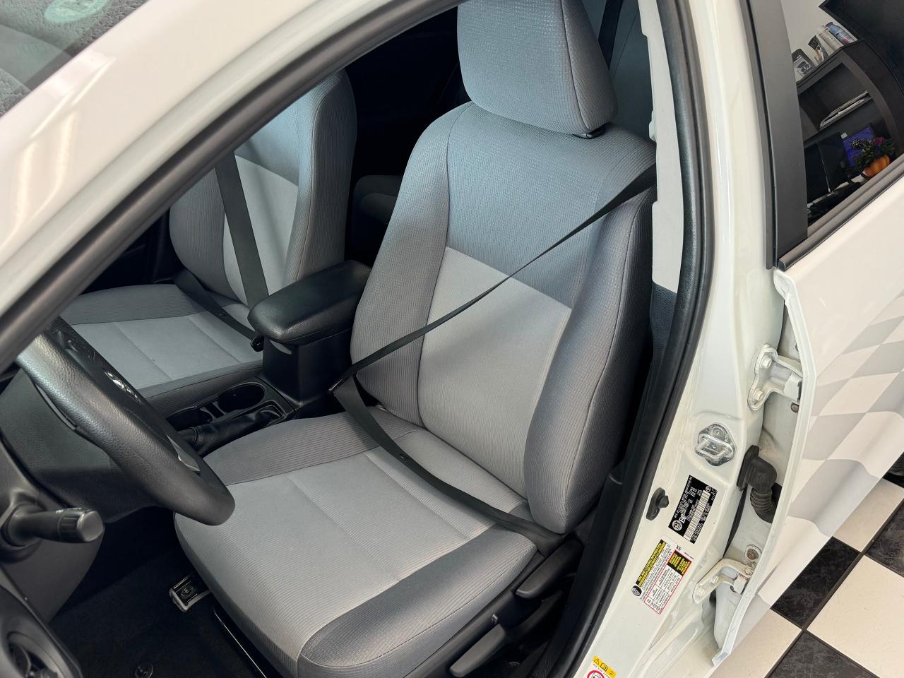 2019 Toyota Corolla CE+New Tires+Camera+Clean Carfax Photo81