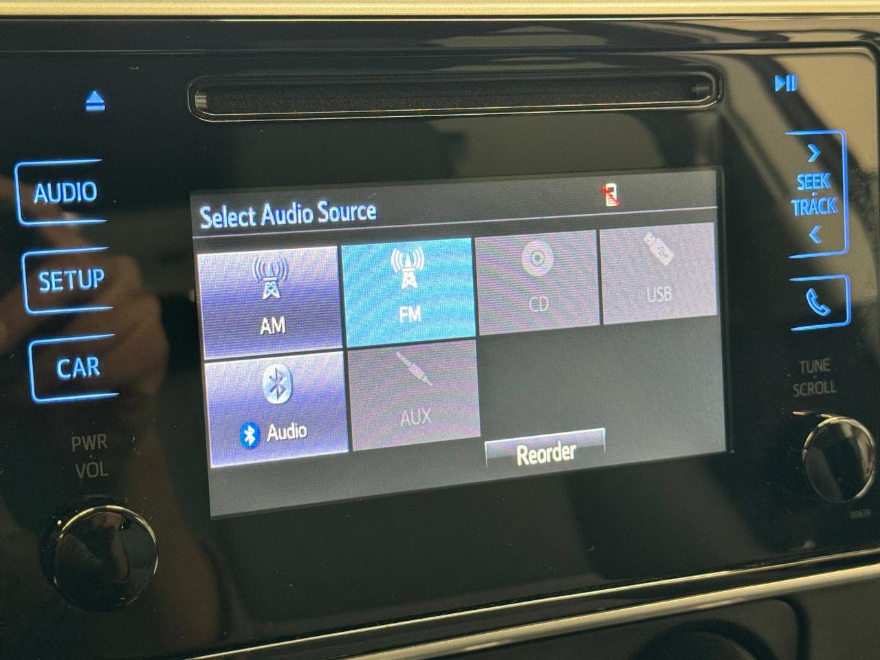 2019 Toyota Corolla CE+New Tires+Camera+Clean Carfax - Photo #28