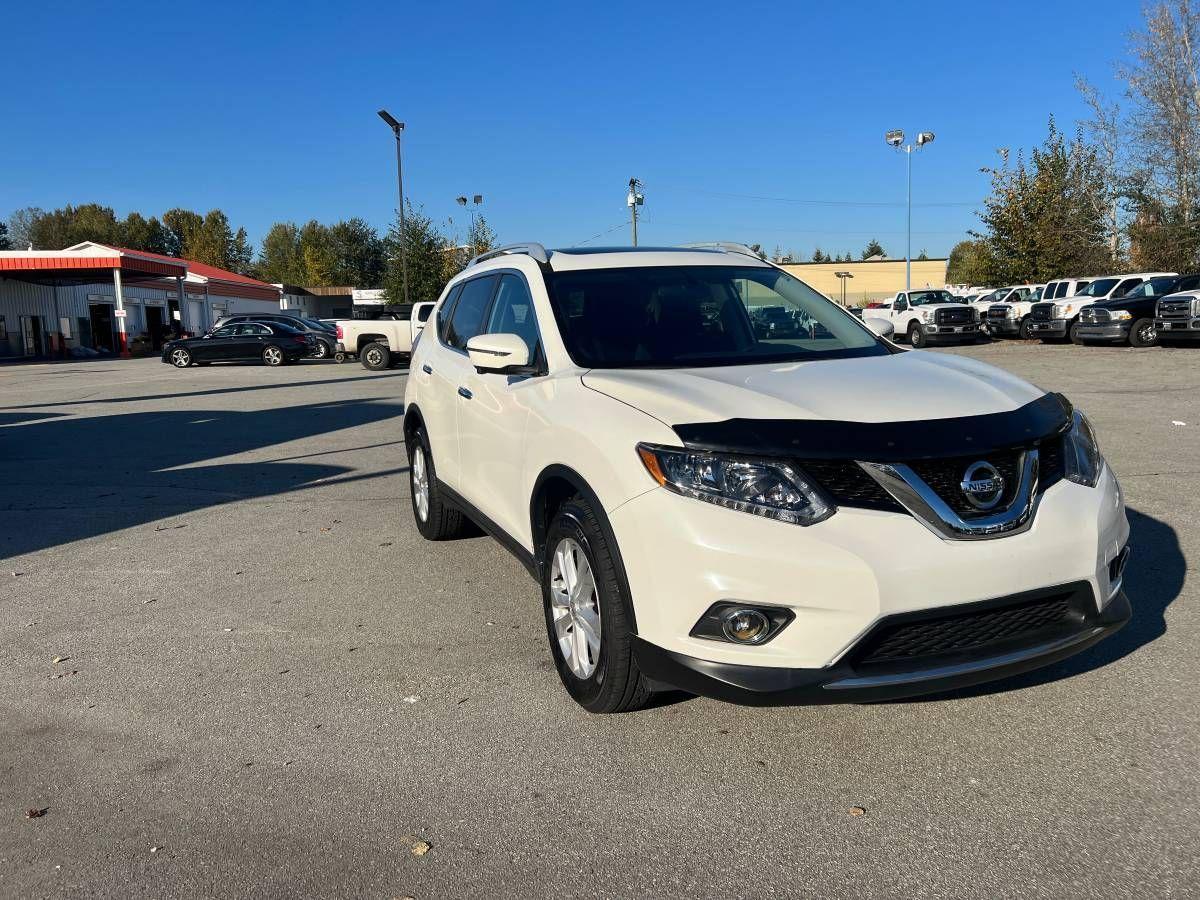 2016 Nissan Rogue AWD 4dr SV - Photo #2