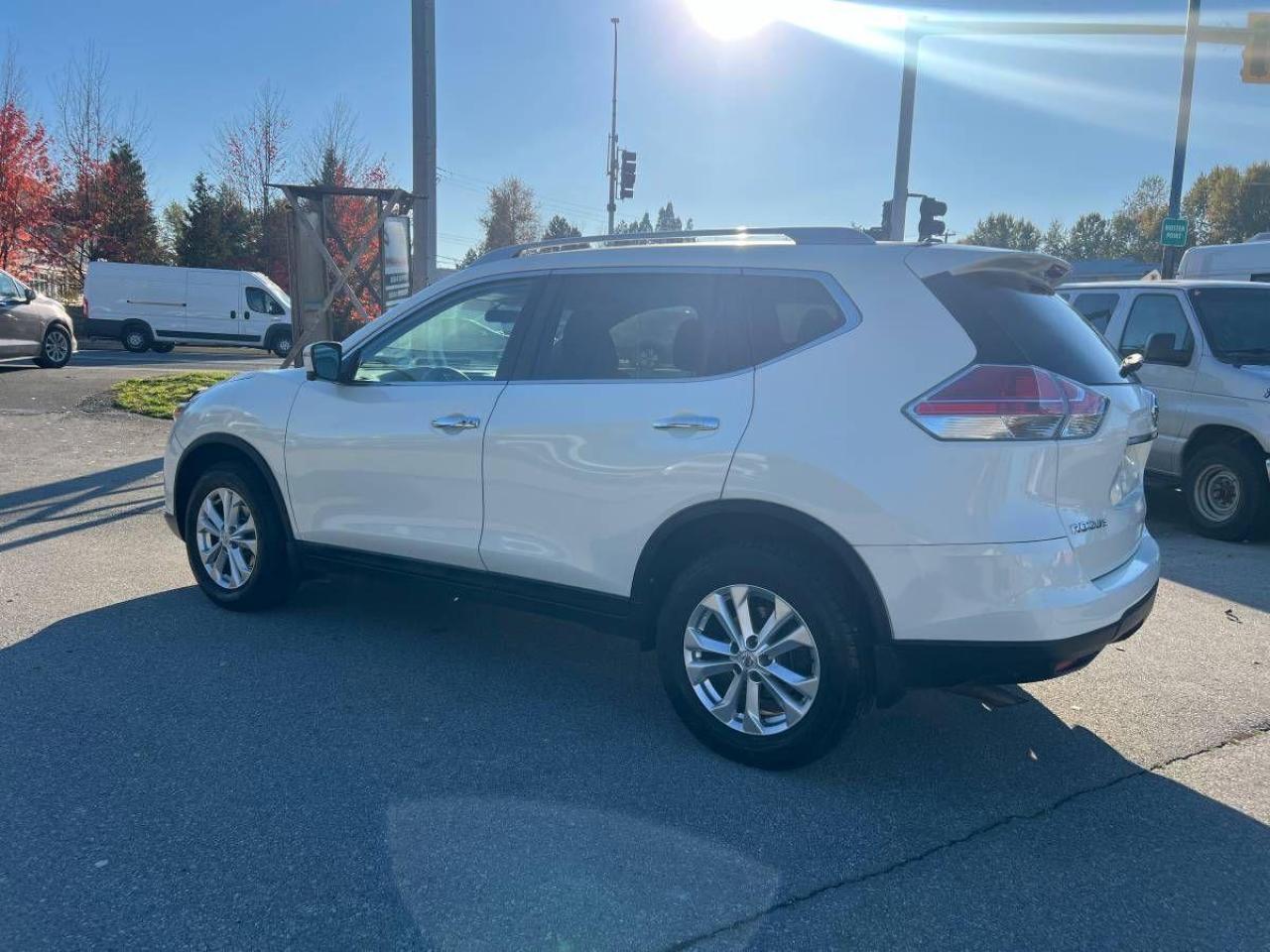 2016 Nissan Rogue AWD 4dr SV - Photo #6