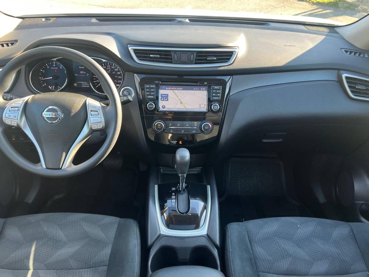 2016 Nissan Rogue AWD 4dr SV - Photo #15