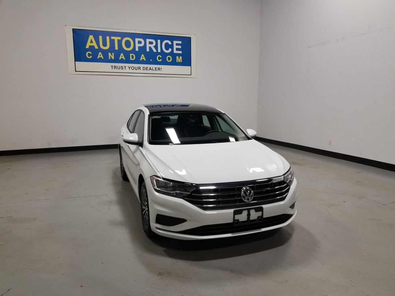 Used 2019 Volkswagen Jetta 1.4 TSI Highline NAVIGATION|LEATHER|PANOROOF for sale in Mississauga, ON