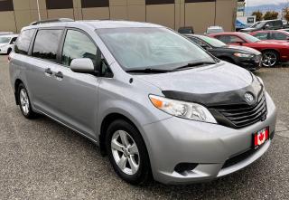 2014 Toyota Sienna 7 Passenger FWD - Photo #3