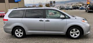 2014 Toyota Sienna 7 Passenger FWD - Photo #4