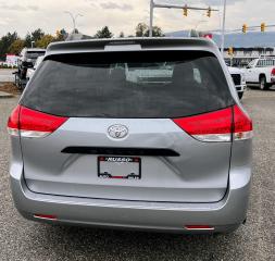 2014 Toyota Sienna 7 Passenger FWD - Photo #6