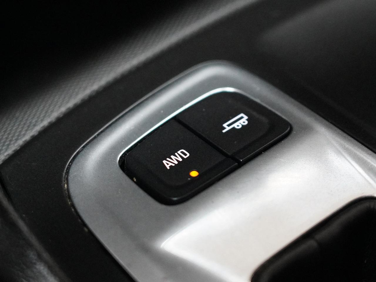 2019 Chevrolet Equinox LT | AWD | Power Hatch | Heated Seats | CarPlay