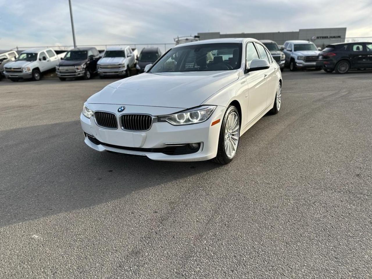 Used 2012 BMW 3 Series 328i | TURBO RWD | SUNROOF | $0 DOWN for sale in Calgary, AB