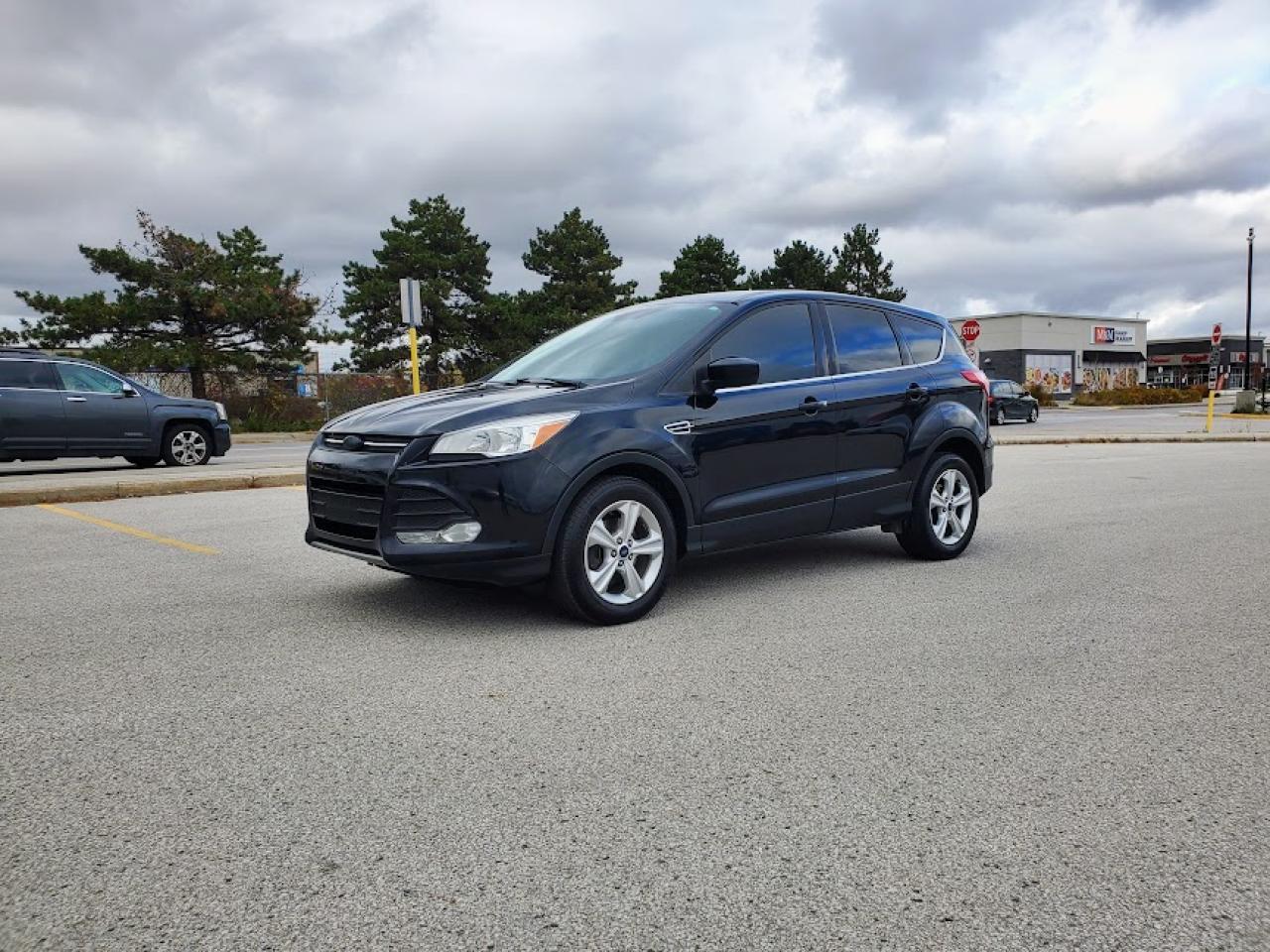 Used 2016 Ford Escape NO ACCIDENT,REAR CAMERA,HEATED SEATS,CERTIFIED for sale in Mississauga, ON