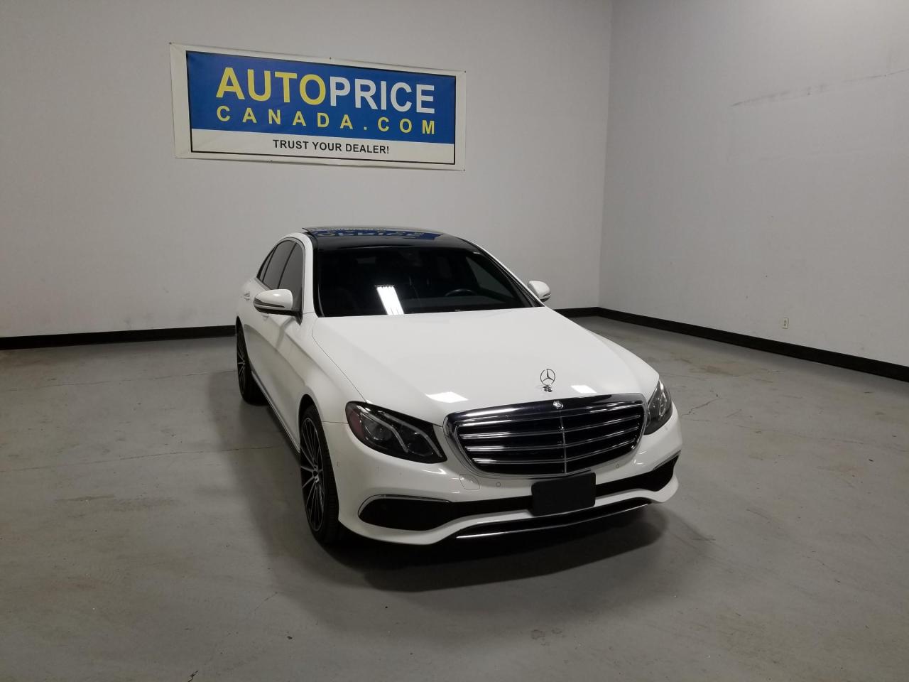 Used 2017 Mercedes-Benz E-Class NAVIGATION|LEATHER|PANOROOF for sale in Mississauga, ON