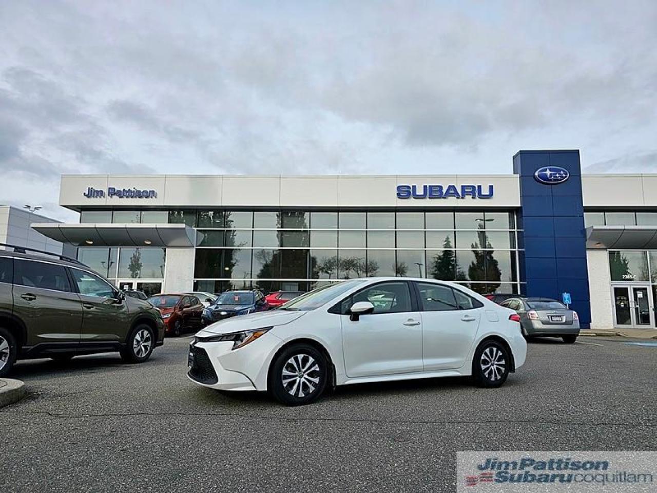 <div autocomment=true>This Toyota wont be on the lot long! <br><br> Youll appreciate its safety and convenience features! This 4 door, 5 passenger sedan just recently passed the 60,000 kilometer mark! Toyota infused the interior with top shelf amenities, such as: a trip computer, power windows, and a split folding rear seat. It features a front-wheel-drive platform, an automatic transmission, and a 1.8 liter 4 cylinder engine. <br><br> We have the vehicle youve been searching for at a price you can afford. Please dont hesitate to give us a call. <br><br></div>