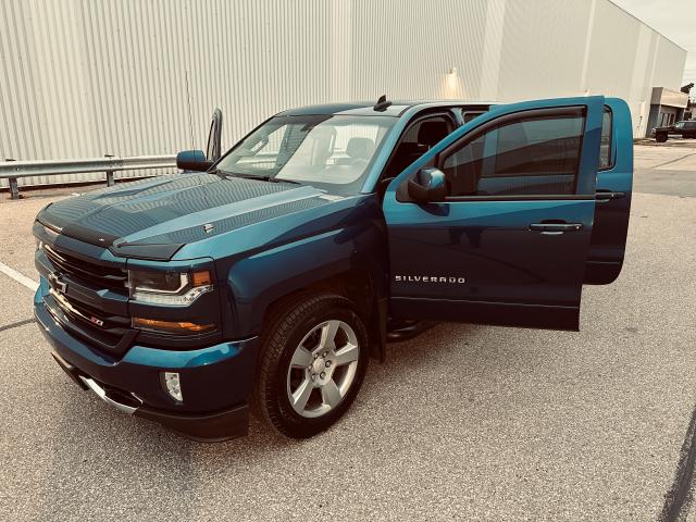 2017 Chevrolet Silverado 1500 2LT Z 71 -Crew Cab