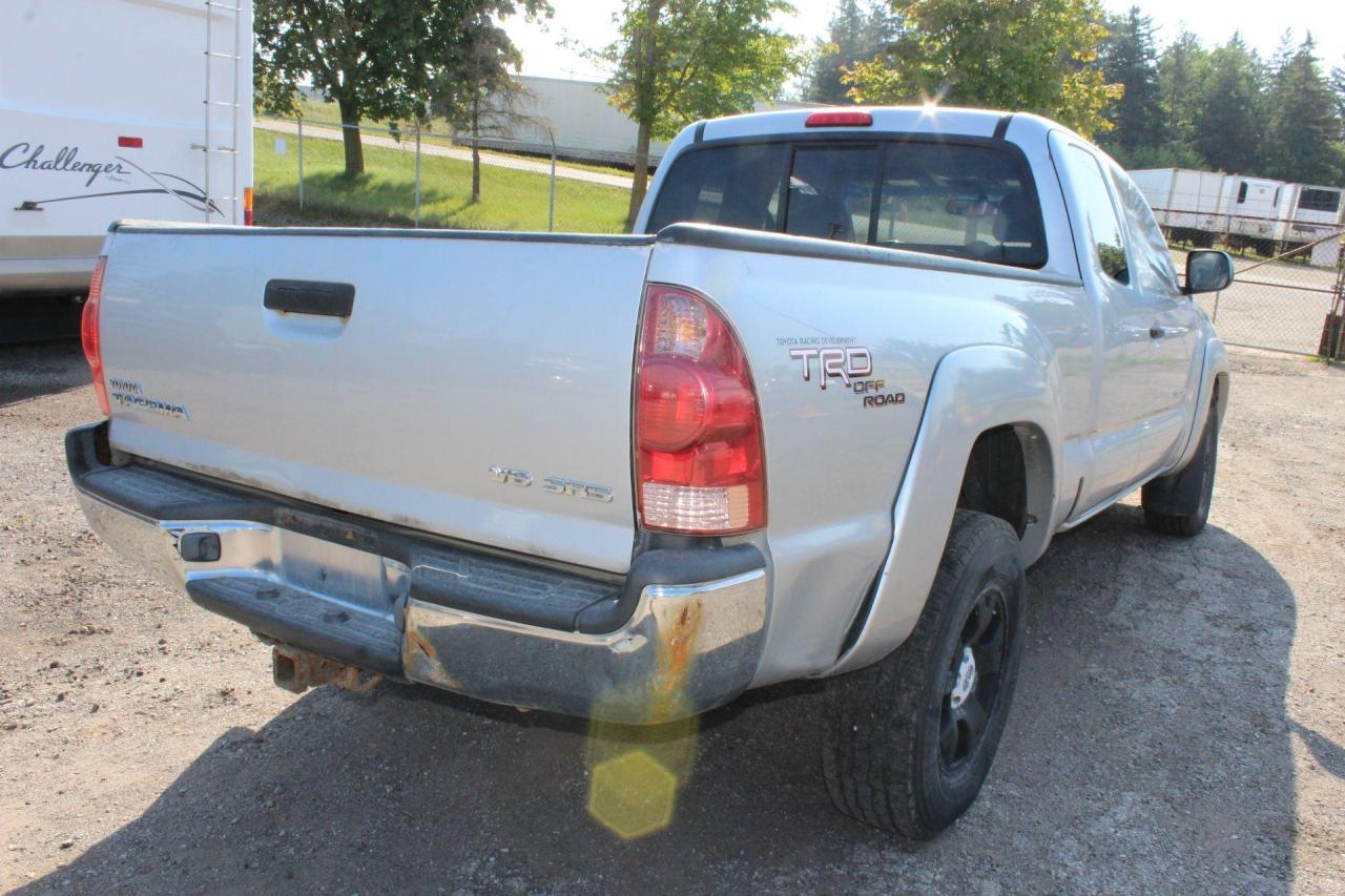 2006 Toyota Tacoma  Photo2