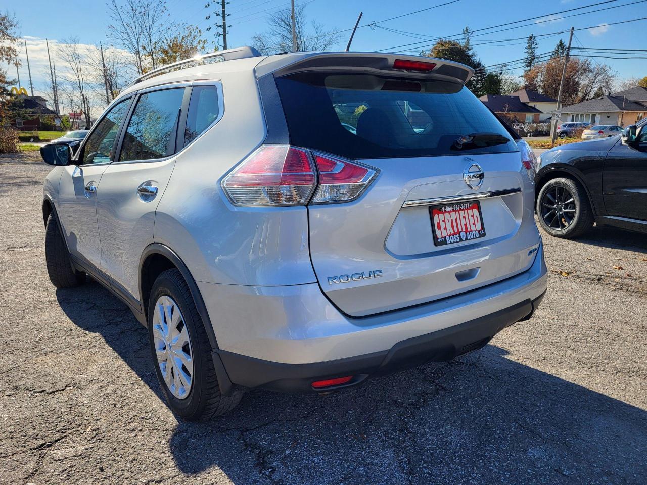 2014 Nissan Rogue 2.5 S Photo