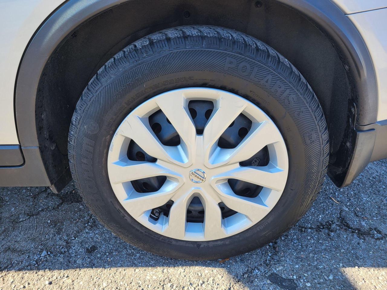 2014 Nissan Rogue 2.5 S Photo