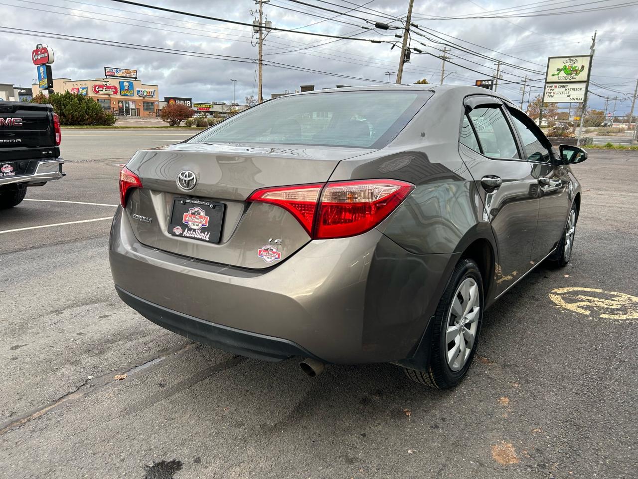 2018 Toyota Corolla LE  - FROM $175 BIWEEKLY OAC - Photo #10