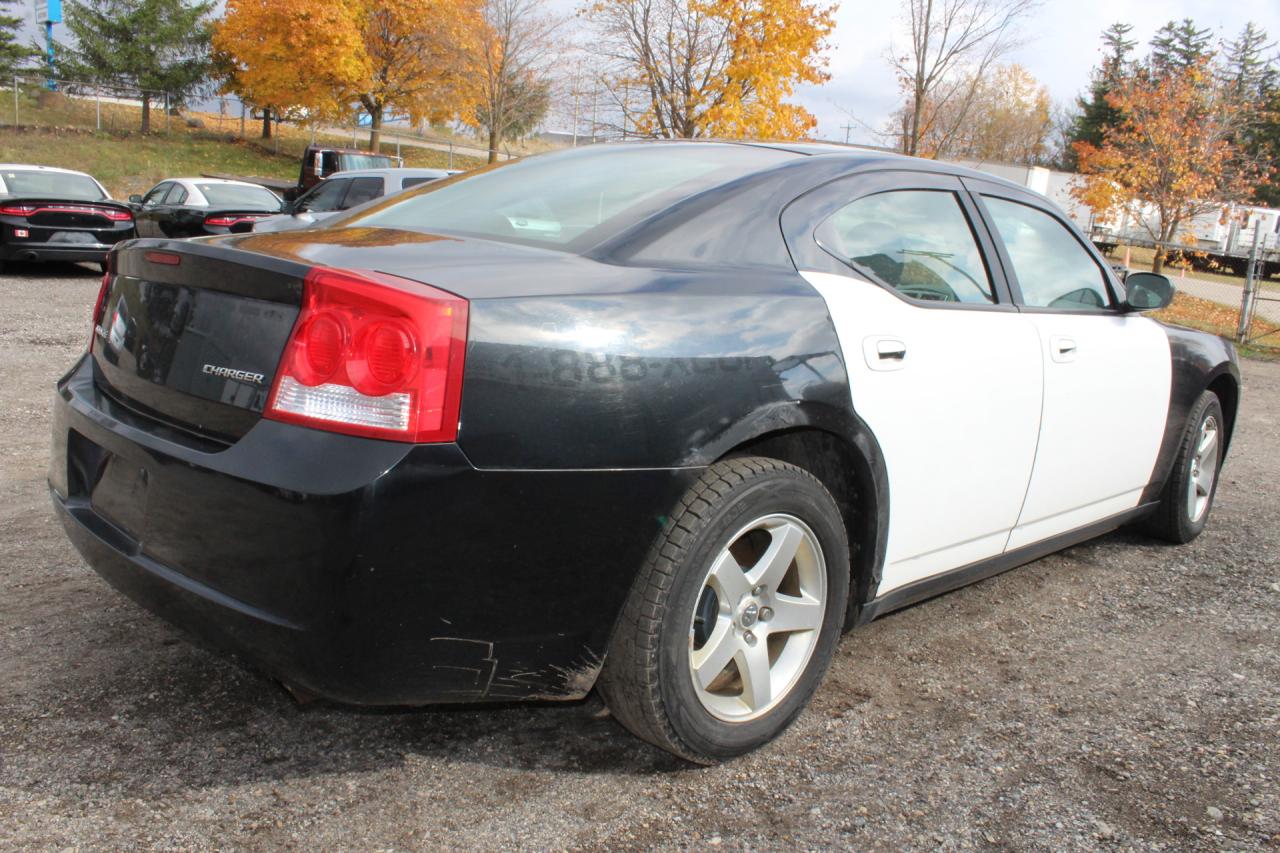 2010 Dodge Charger  Photo2
