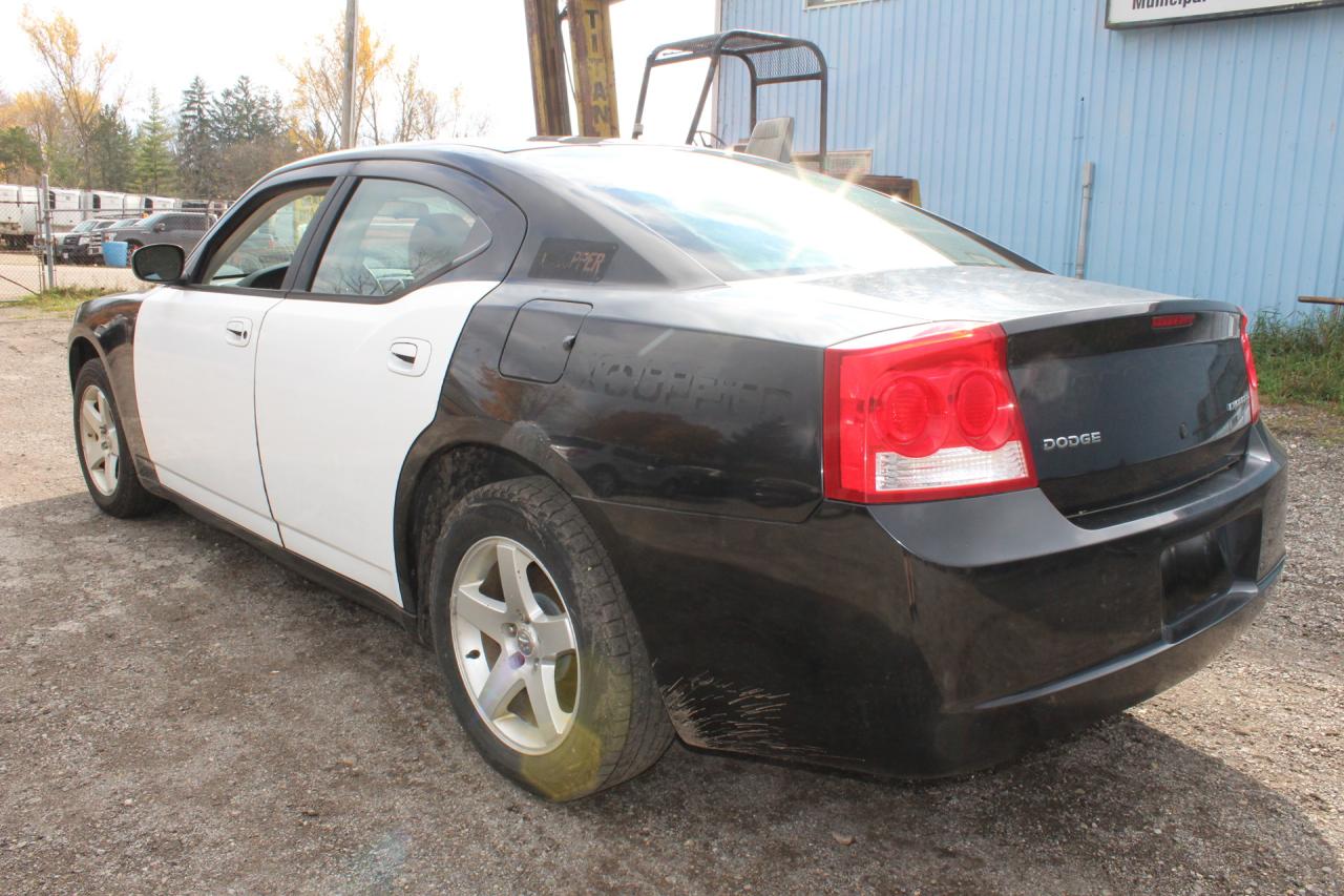 2010 Dodge Charger  Photo3