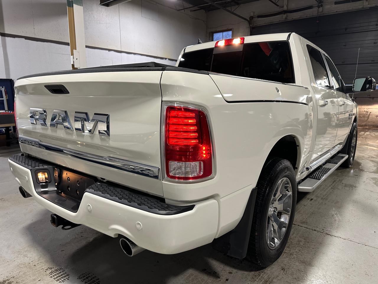 2018 RAM 1500 LIMITIED ECO DIESEL | MSRP $78,256 | CREW CA | NAV - Photo #10