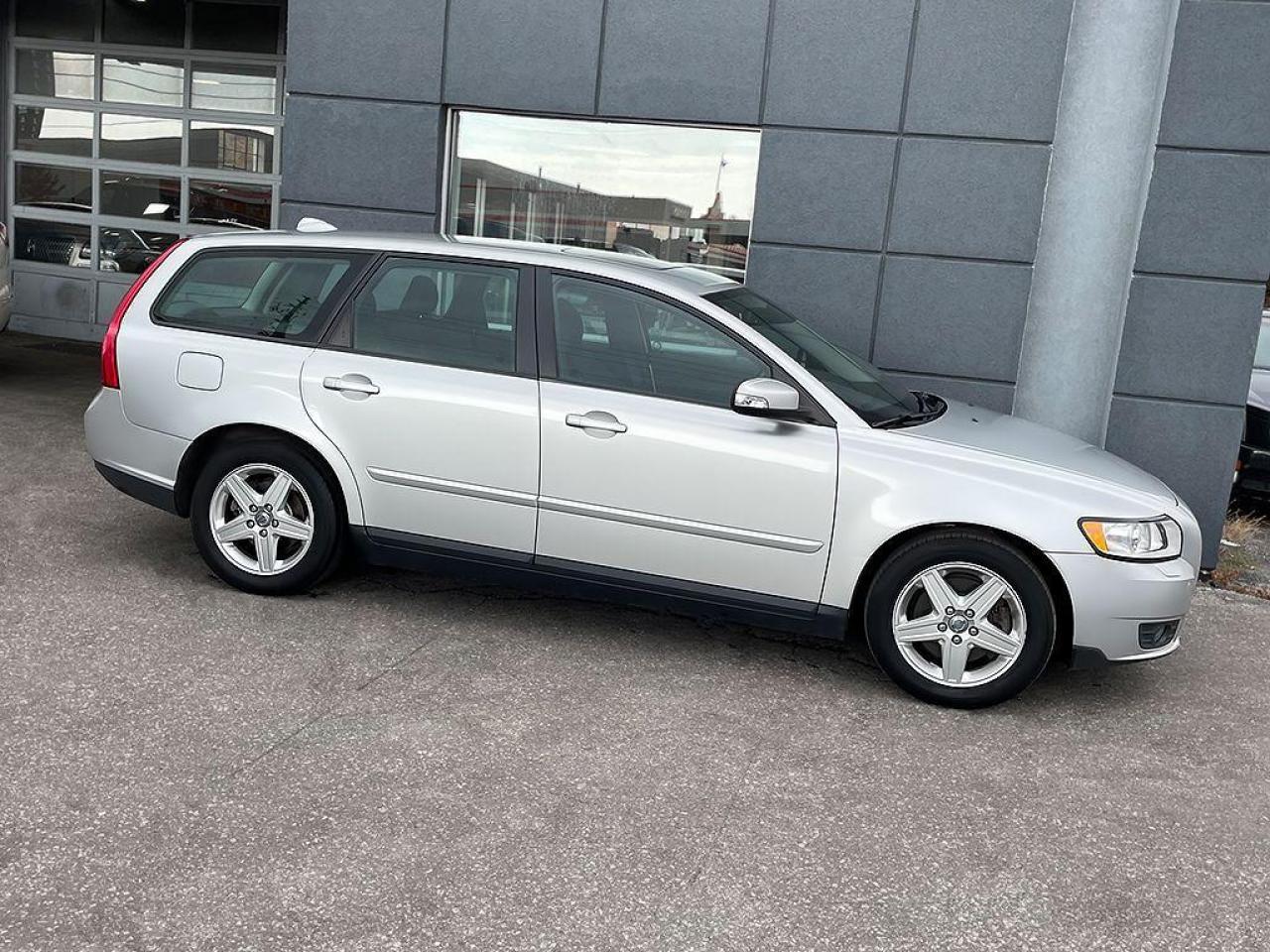 2010 Volvo V50 