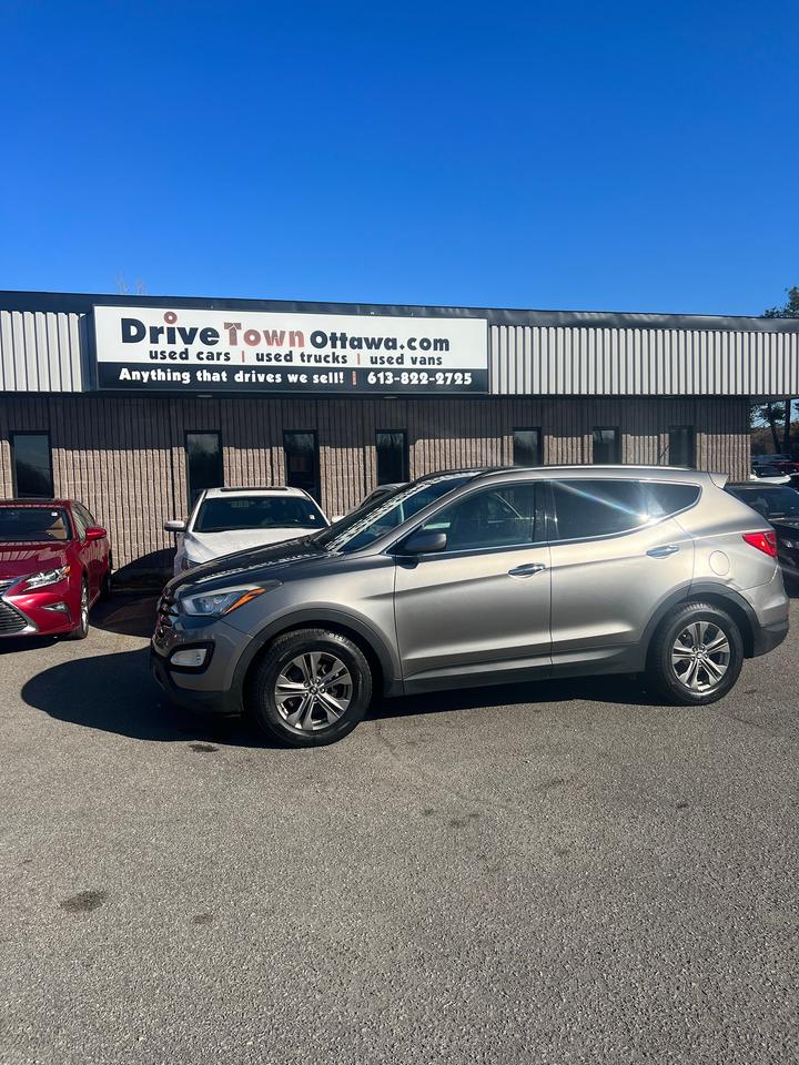 2014 Hyundai Santa Fe AWD 4dr 2.4L Premium