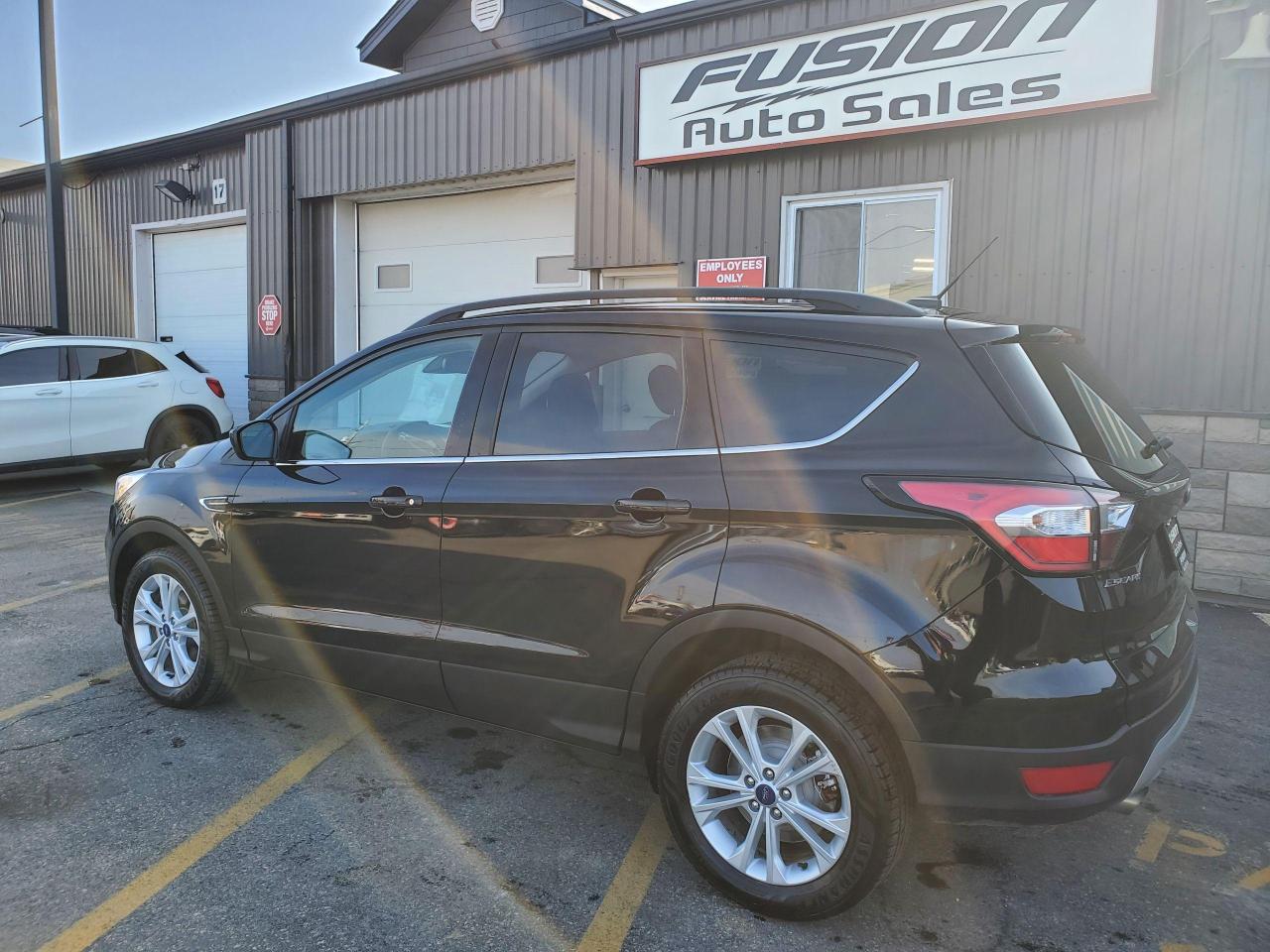 2018 Ford Escape SE-ADAPTIVE CRUISE-LANE ASSIST-HEATED SEATS - Photo #3