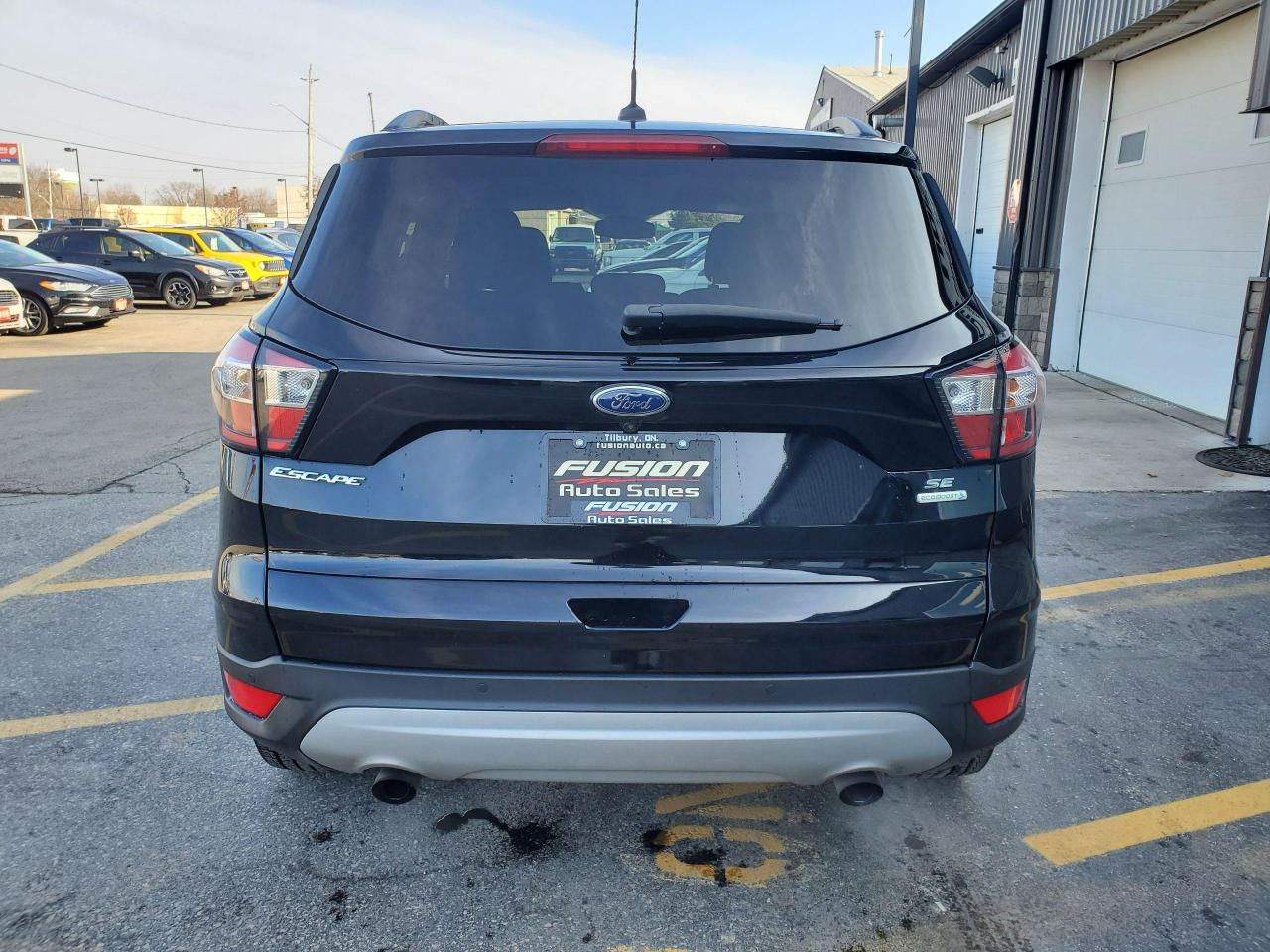 2018 Ford Escape SE-ADAPTIVE CRUISE-LANE ASSIST-HEATED SEATS - Photo #4