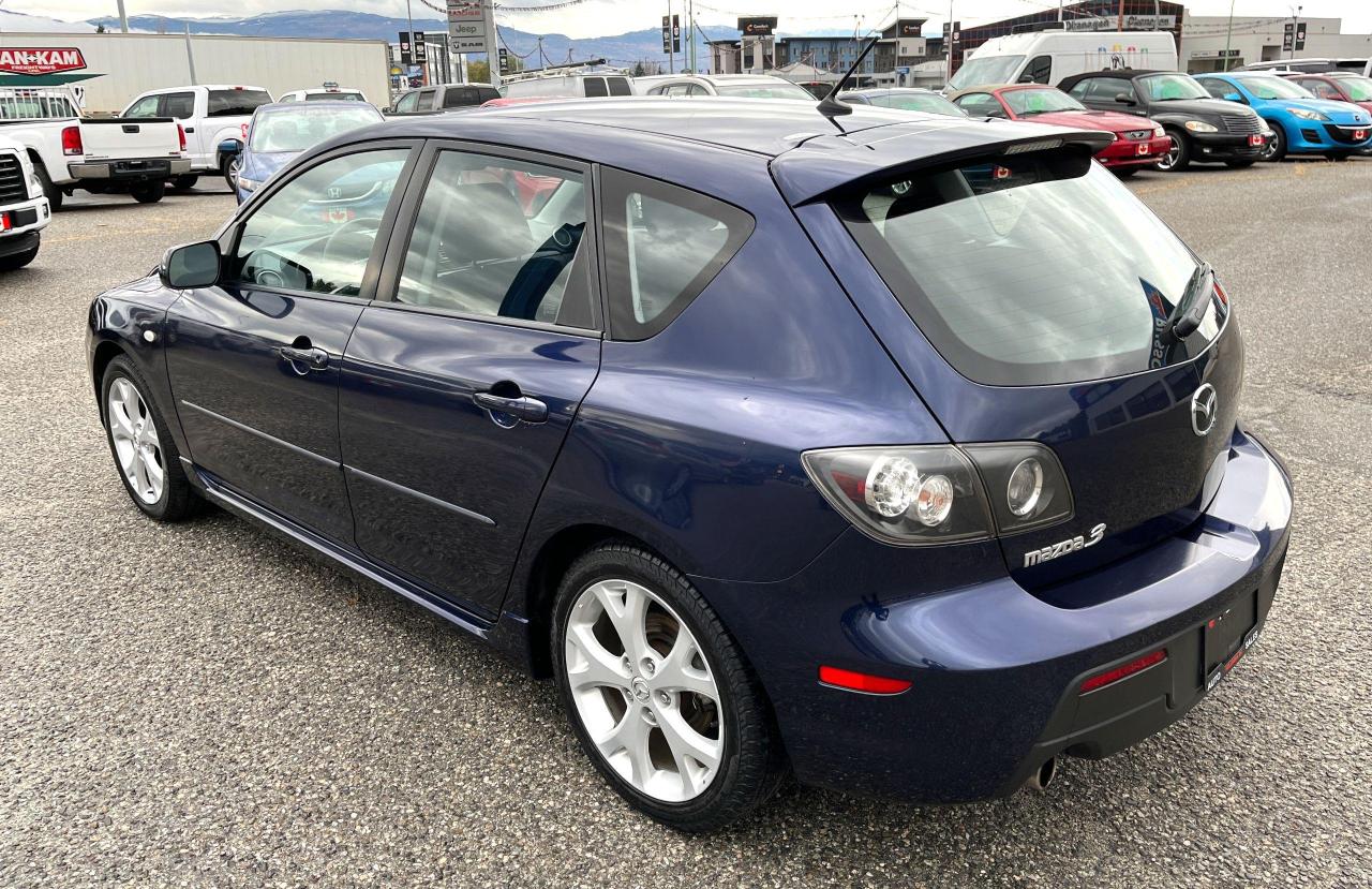 2009 Mazda MAZDA3 Hatchback, 5 Speed Manual - Photo #7