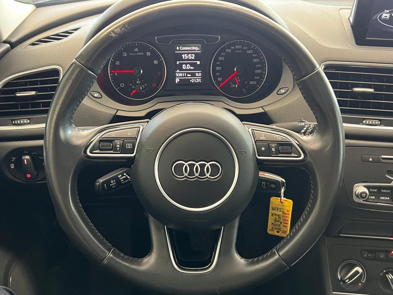 2016 Audi Q3 Technik FrontTrak+New Tires+Brakes+CLEAN CARFAX - Photo #10