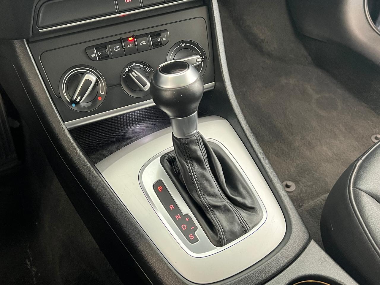 2016 Audi Q3 Technik FrontTrak+New Tires+Brakes+CLEAN CARFAX - Photo #35