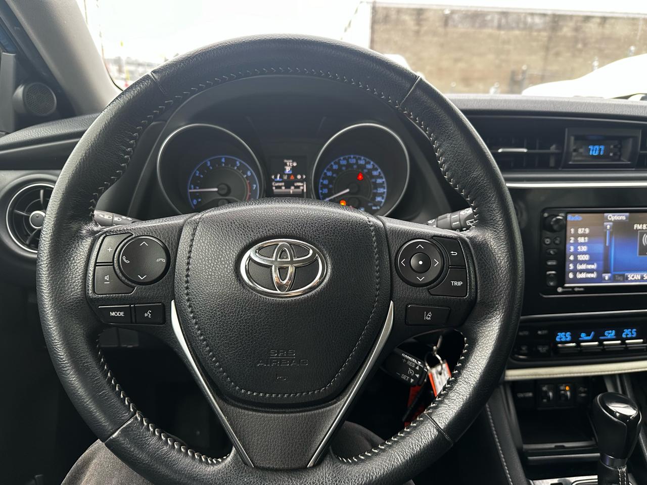 2018 Toyota Corolla iM  - Photo #12
