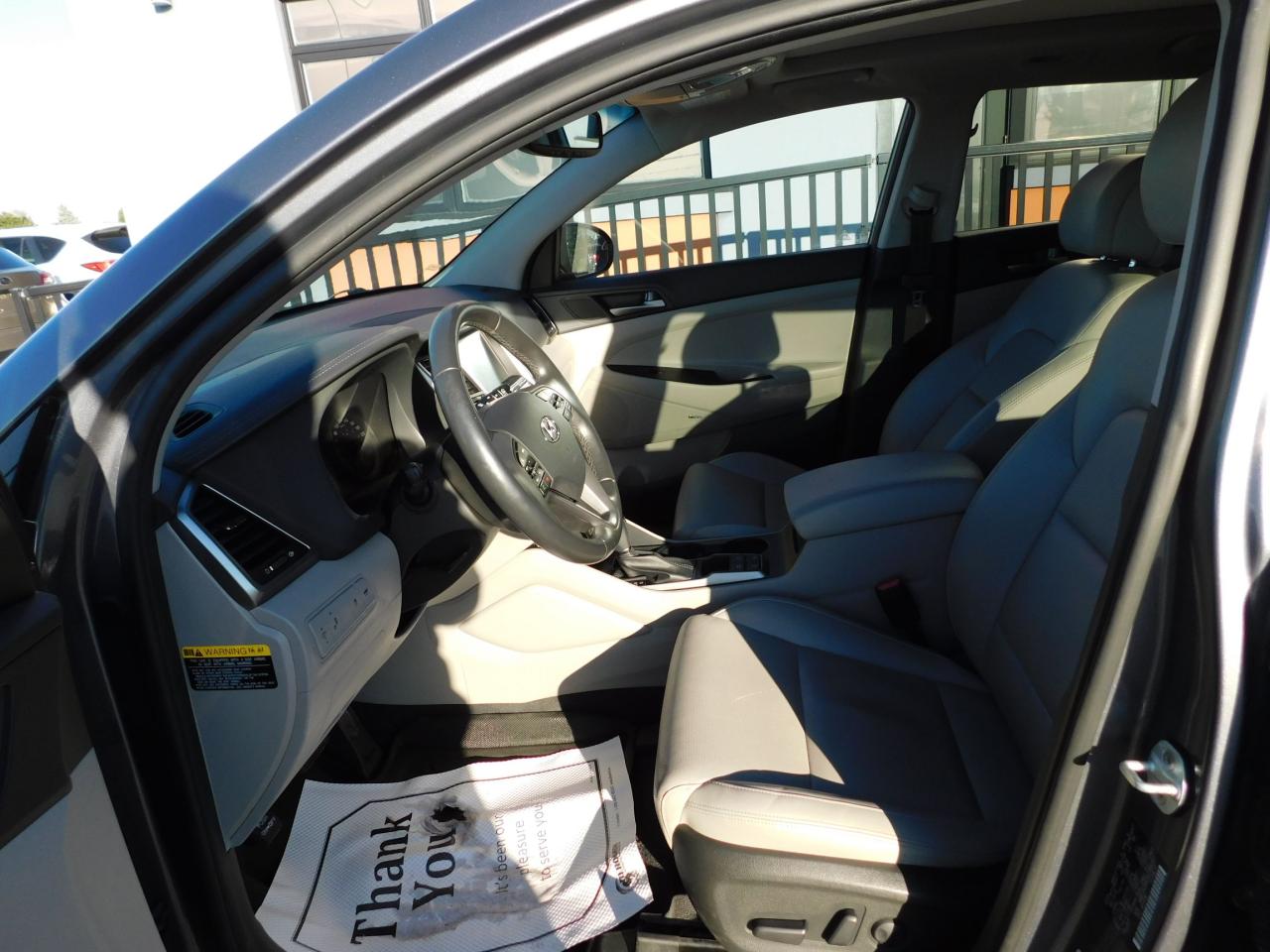 2017 Hyundai Tucson | leather | sunroof | nav | heated seats - Photo #10