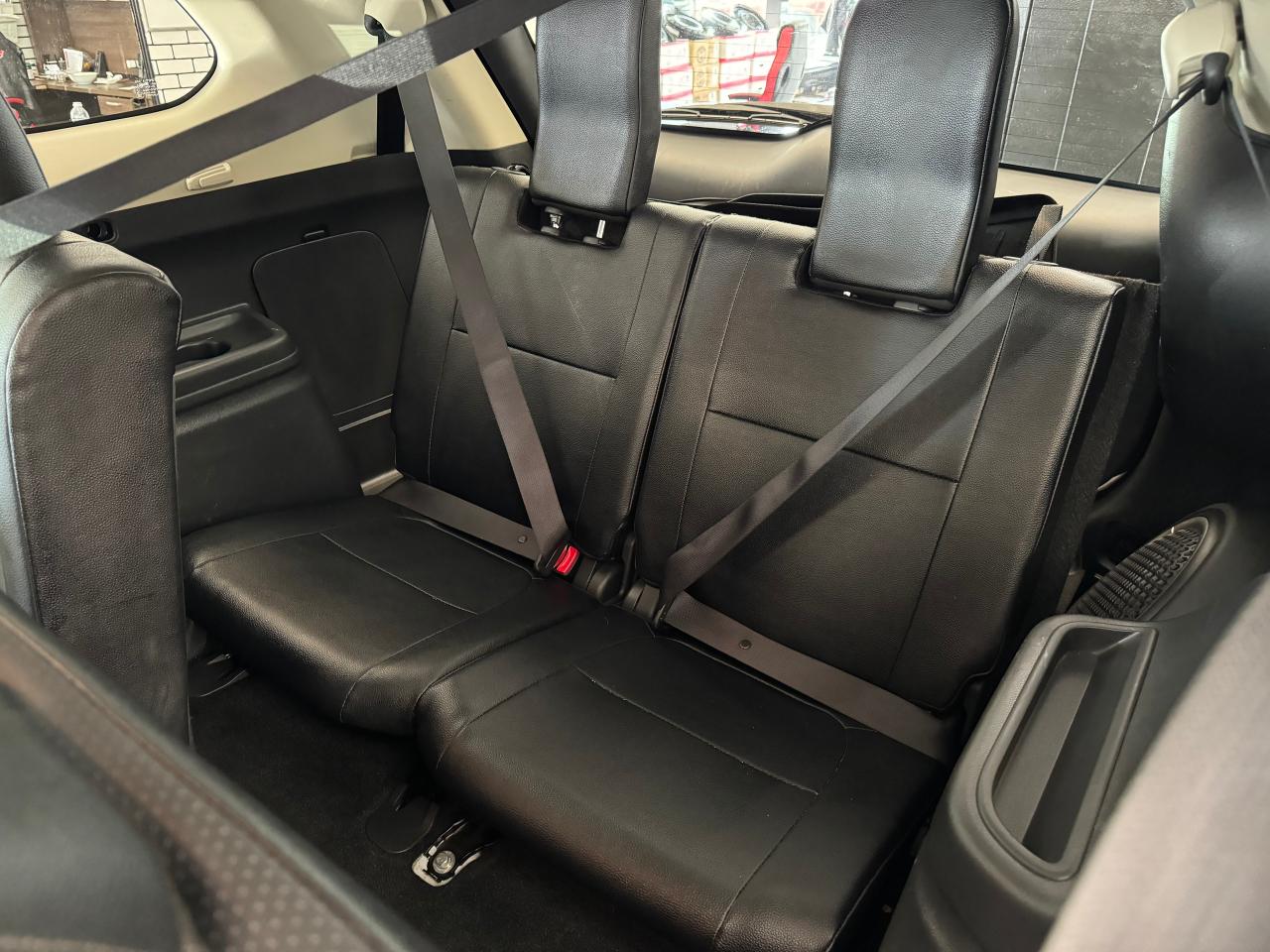 2018 Mitsubishi Outlander GT S-AWC 7 Passenger 3.0L V6+LEDs+CLEAN CARFAX - Photo #27