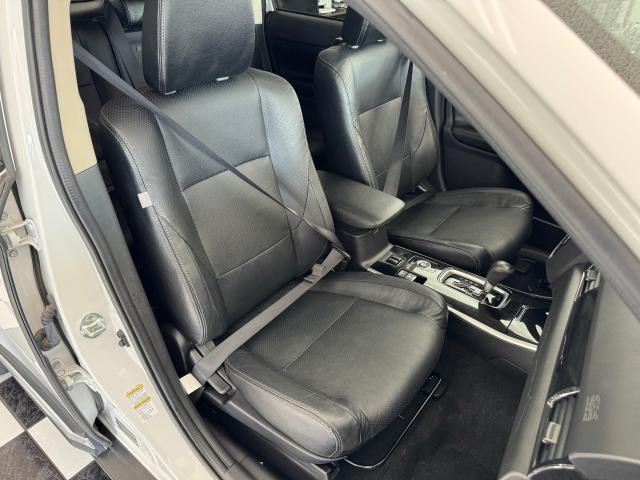 2018 Mitsubishi Outlander GT S-AWC 7 Passenger 3.0L V6+LEDs+CLEAN CARFAX Photo24